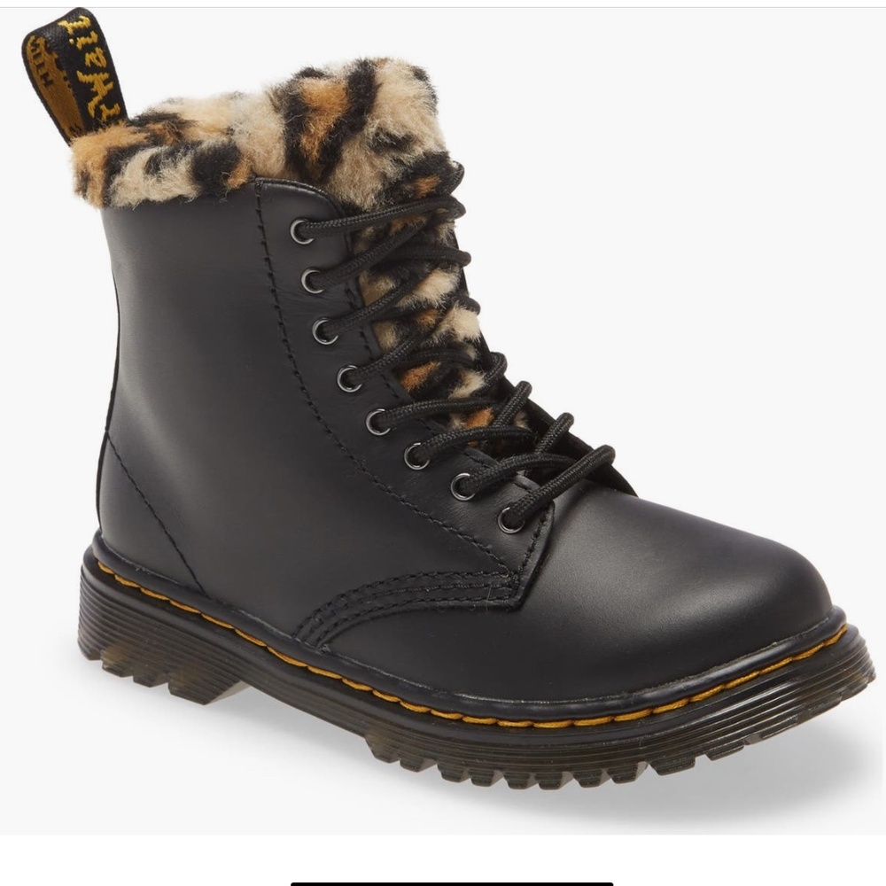 Dr. Martens Serena Leopard Faux Fur Black Romario Leather Boot Size 2